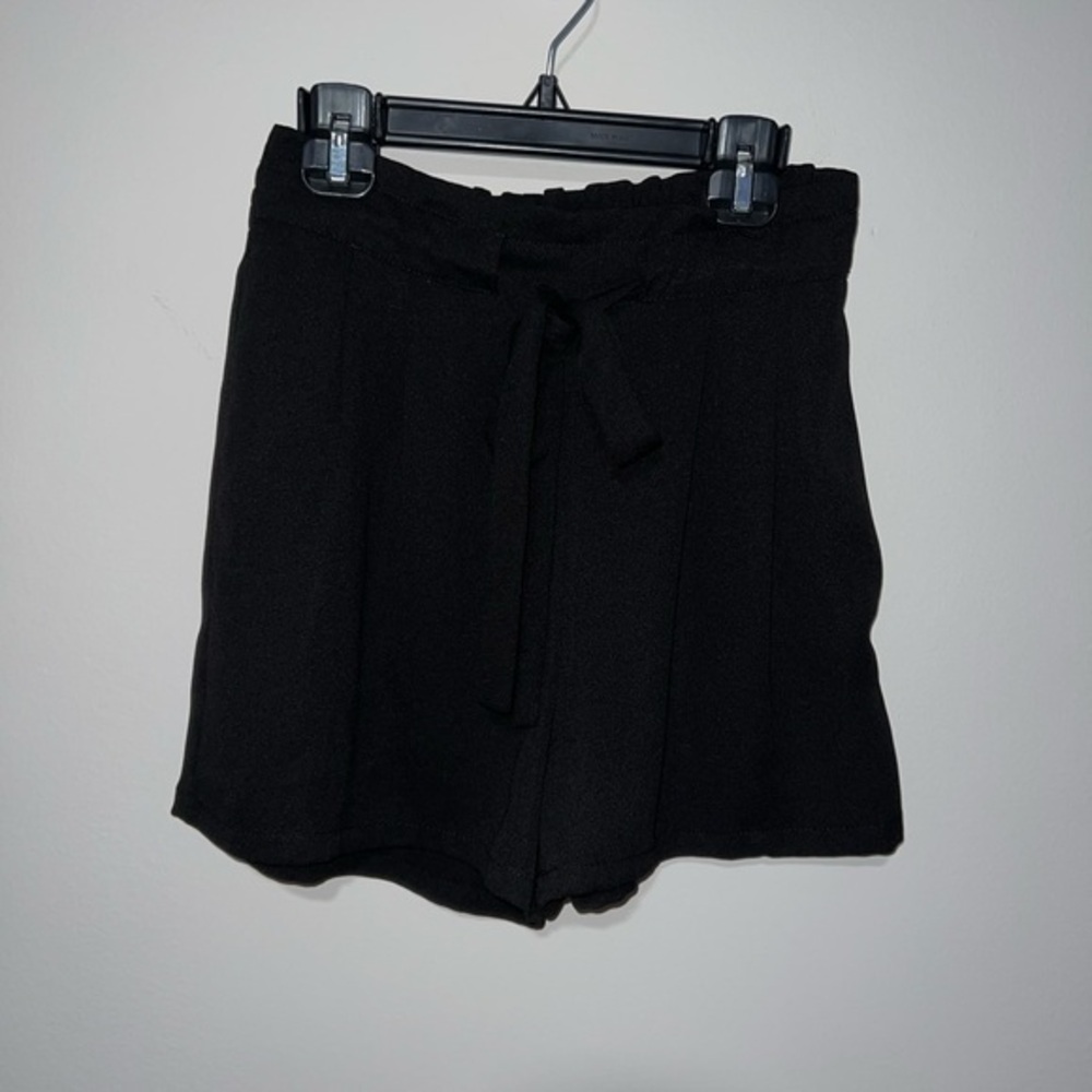 Women's Black Tie-Waist Shorts DR2 black stretchy short shorts XS